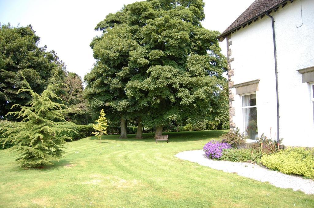 Newton House Hotel Alstonfield Exterior photo