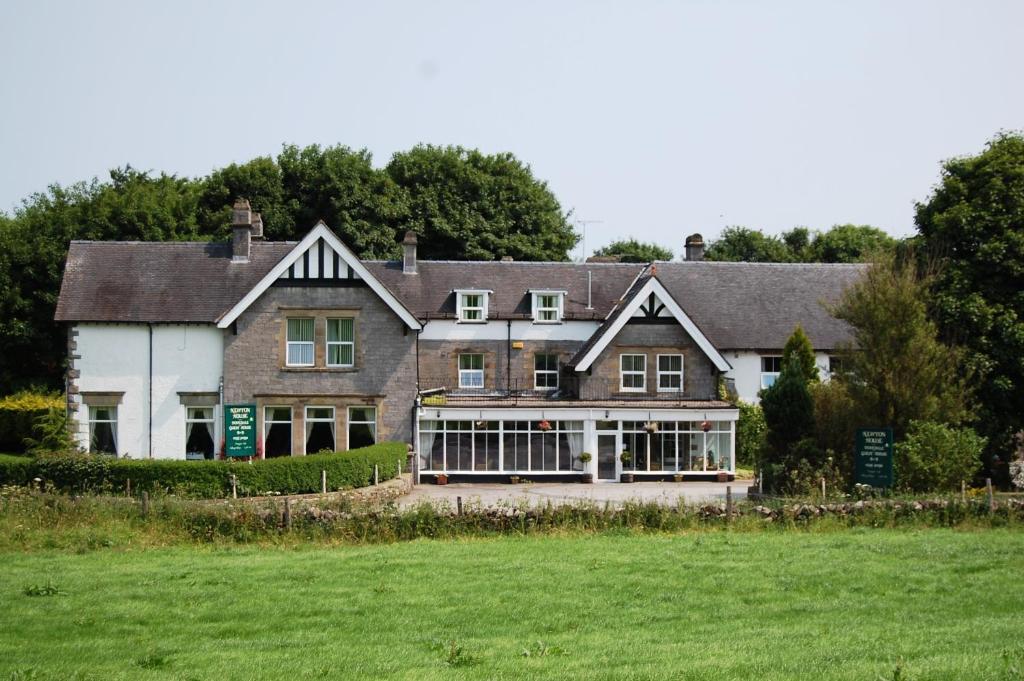 Newton House Hotel Alstonfield Exterior photo